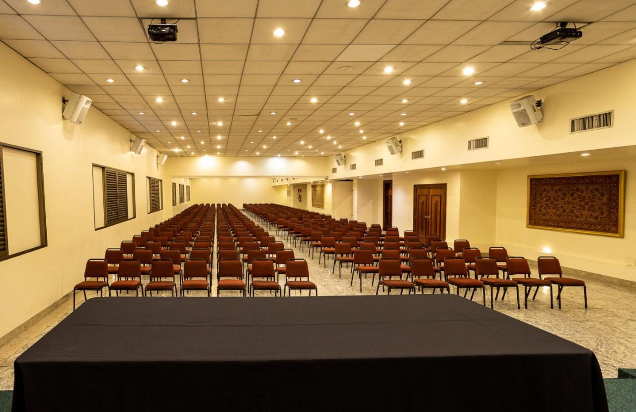 Dayrell Hotel E Centro De Convencoes ベロ・オリゾンテ エクステリア 写真