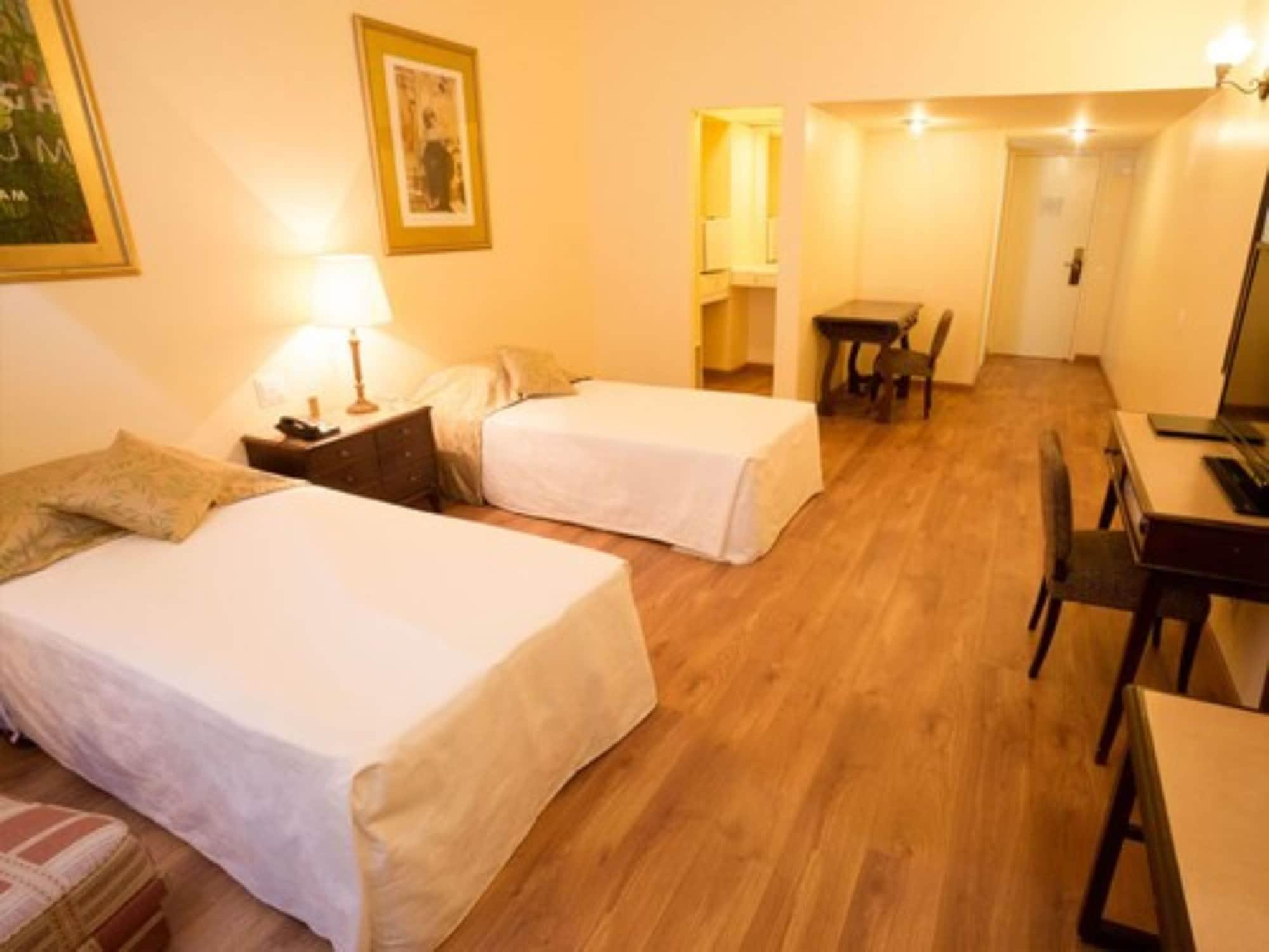 Dayrell Hotel E Centro De Convencoes ベロ・オリゾンテ エクステリア 写真