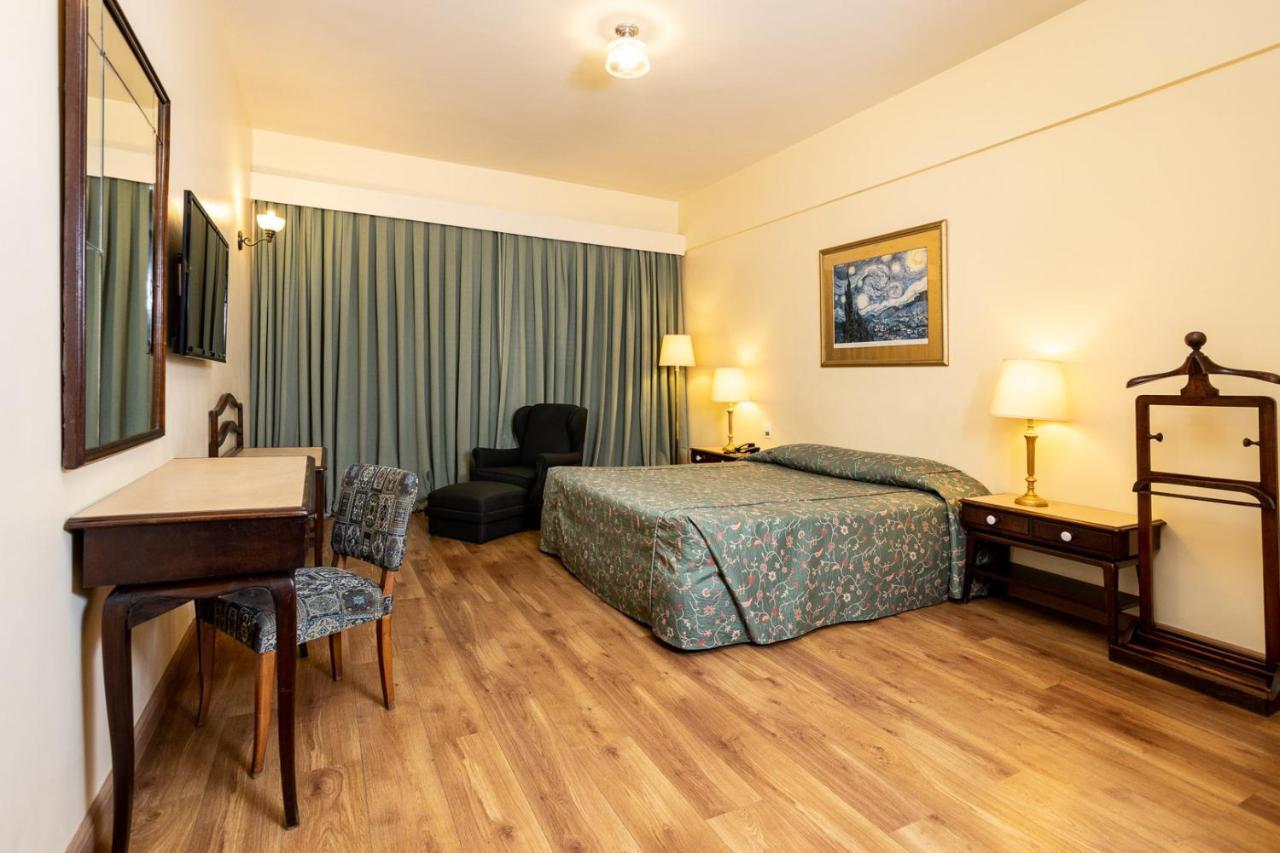 Dayrell Hotel E Centro De Convencoes ベロ・オリゾンテ エクステリア 写真