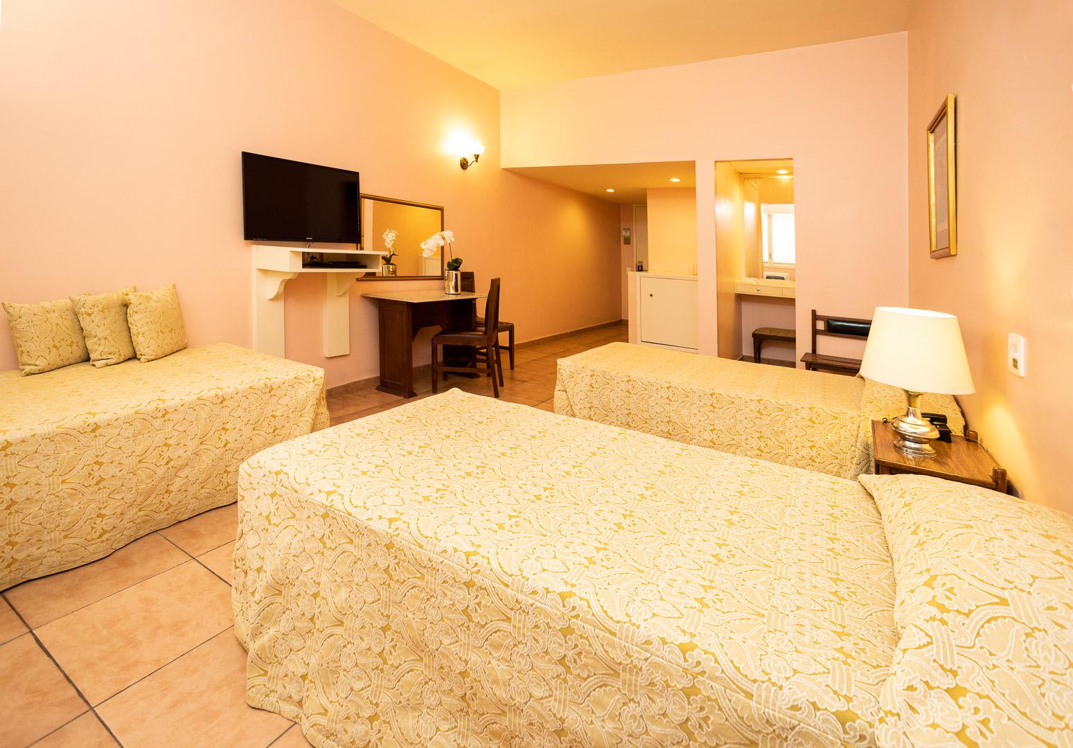 Dayrell Hotel E Centro De Convencoes ベロ・オリゾンテ エクステリア 写真