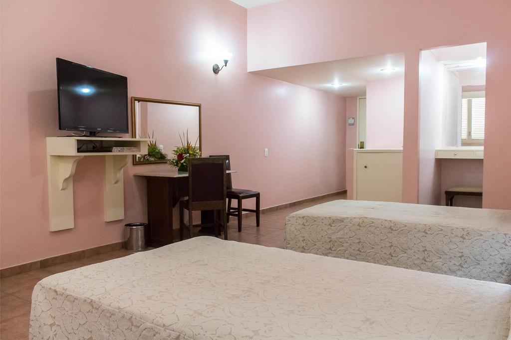 Dayrell Hotel E Centro De Convencoes ベロ・オリゾンテ エクステリア 写真