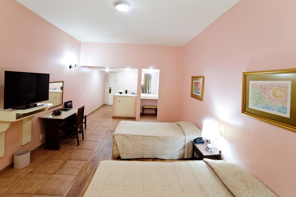Dayrell Hotel E Centro De Convencoes ベロ・オリゾンテ エクステリア 写真